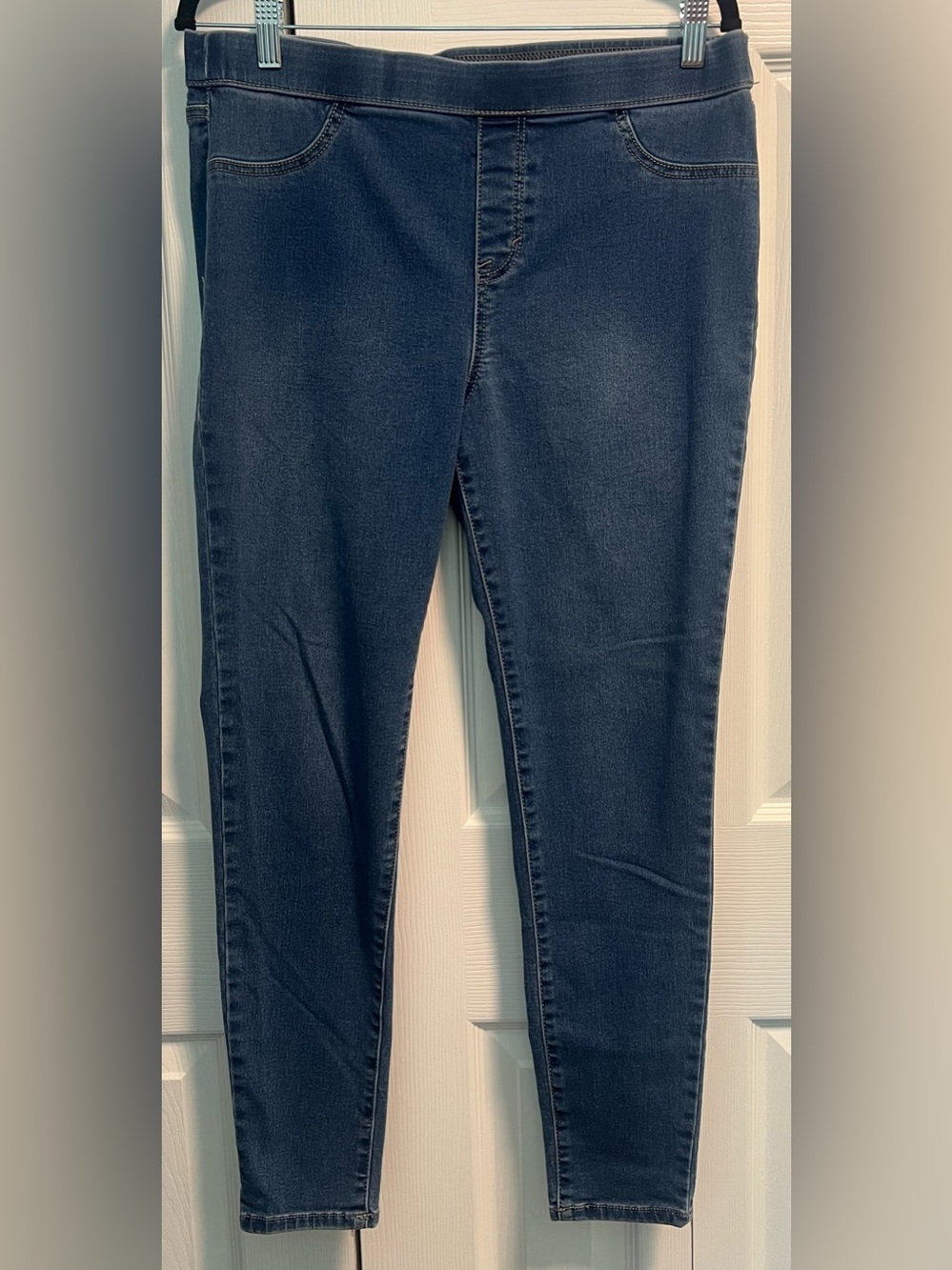 Women's Style & Co. Mid-Rise Pull on Denim Jeggings in Medium Blue Wash